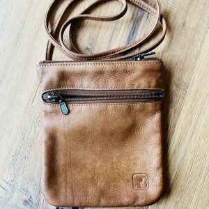 Beautiful vintage Hand bag /real leather /Richard Brodeur